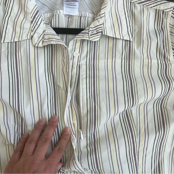North Face Striped Button Down Women’s Tee - Picture 14 of 16